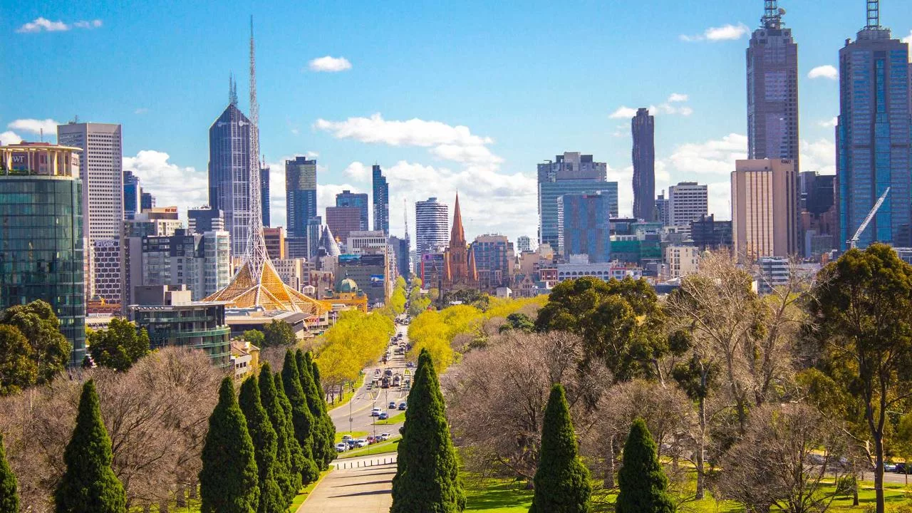 Immerse Yourself in the Vibrant Culture of Melbourne with Our Exclusive Tour Package